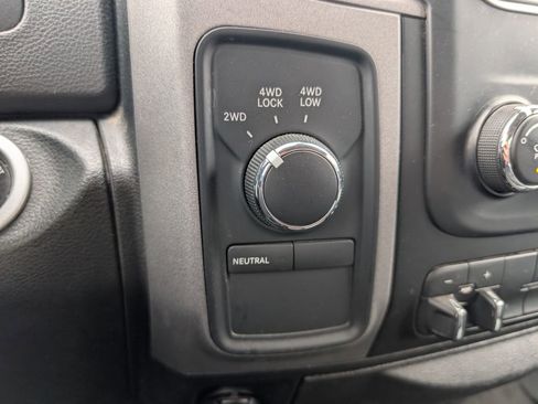 Used 2015 RAM 2500 Tradesman w/ Popular Equipment Group image 16