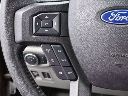 Used 2020 Ford F150 XLT w/ Equipment Group 302A Luxury AWD/4WD image 19