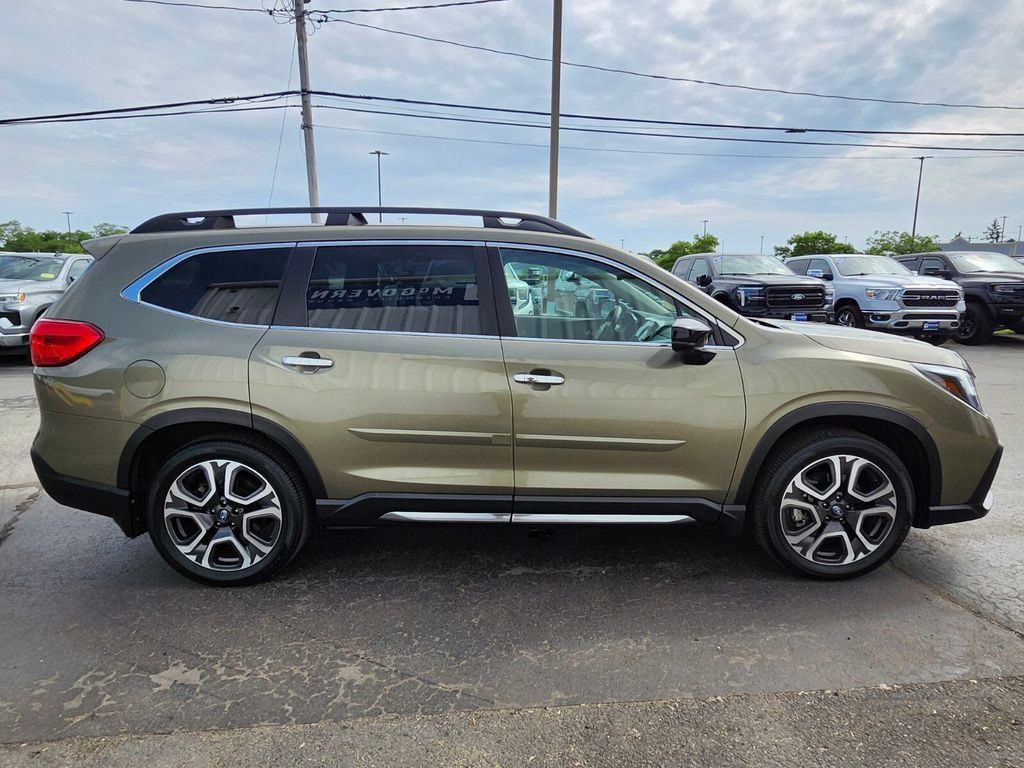 Used 2024 Subaru Ascent Touring AWD/4WD image 6