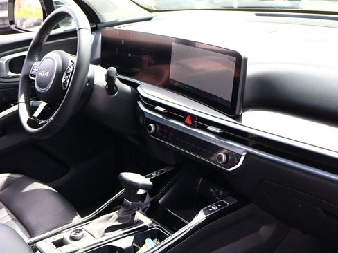 Used 2024 Kia Sorento SX image 25