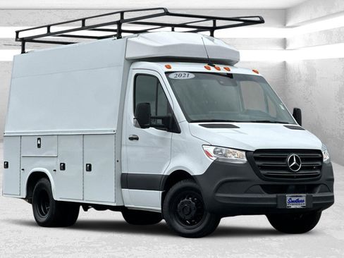 Certified 2021 Mercedes-Benz Sprinter 3500 image 2
