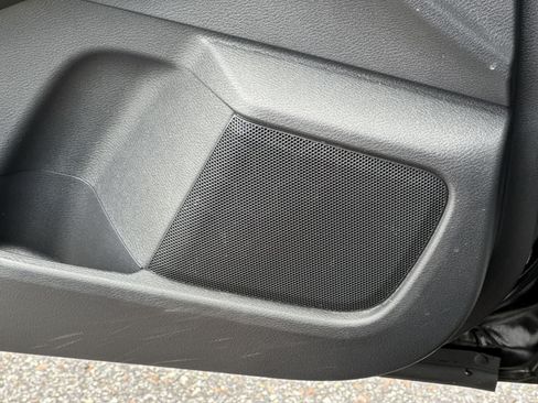 Used 2025 Nissan Sentra SR w/ Midnight Edition FWD image 37