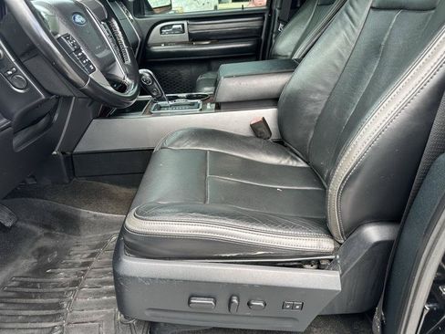 Used 2016 Ford Expedition Max Platinum AWD/4WD image 8