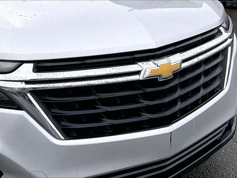 Used 2022 Chevrolet Equinox LS FWD image 22