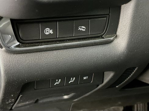 Used 2025 MAZDA CX-30 AWD 2.5 S w/ Preferred Package image 17