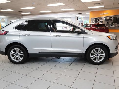 Used 2019 Ford Edge SEL w/ Equipment Group 201A AWD/4WD image 12