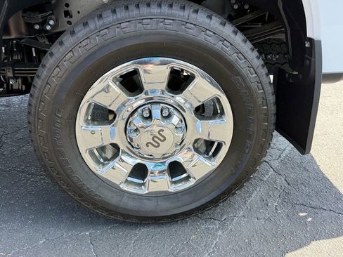 New 2026 Ford F250 King Ranch w/ Chrome Package AWD/4WD image 14