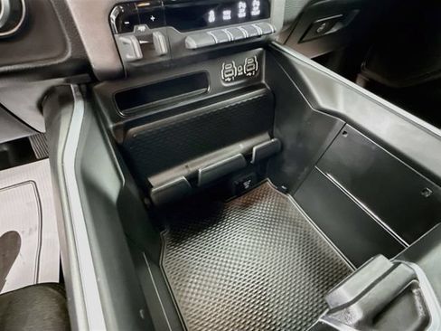 Used 2023 RAM 1500 Big Horn AWD/4WD image 34