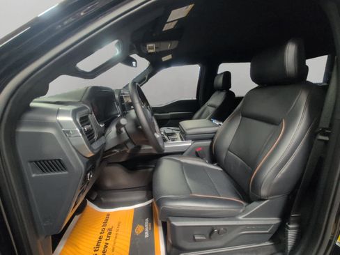 Used 2025 Ford F150 Lariat w/ Equipment Group 501A Mid image 9