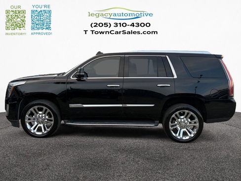 Used 2017 Cadillac Escalade Luxury image 15
