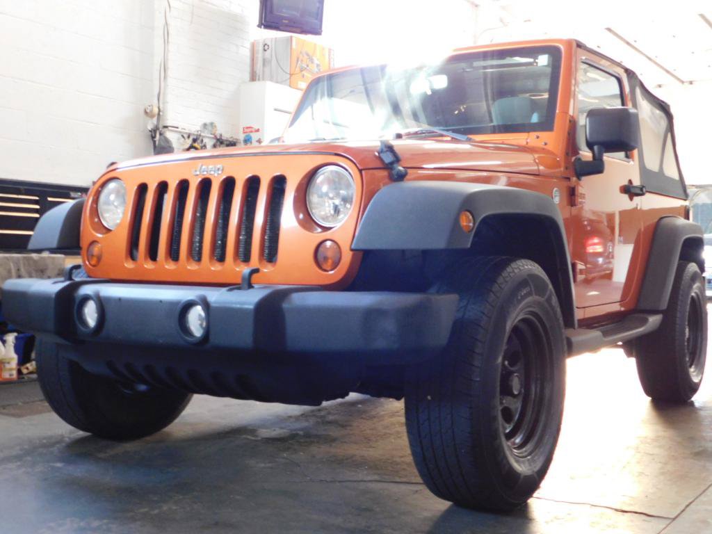 Used 2011 Jeep Wrangler Sport AWD/4WD image 7