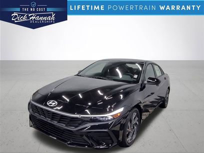 New 2025 Hyundai Elantra SEL