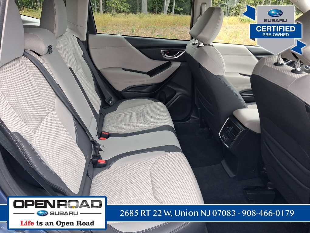 Used 2023 Subaru Forester Premium AWD/4WD image 17