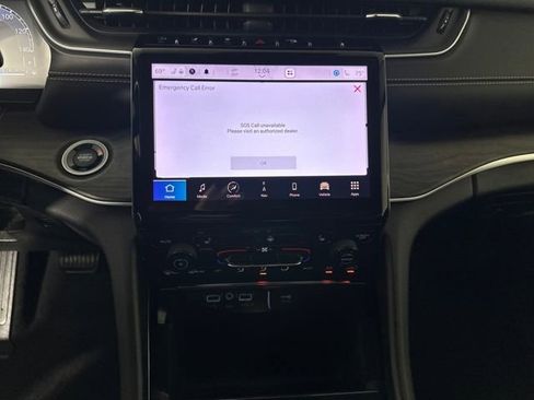 Used 2021 Jeep Grand Cherokee L Limited image 21