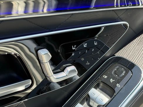 Used 2023 Mercedes-Benz S 580 4MATIC Sedan image 24