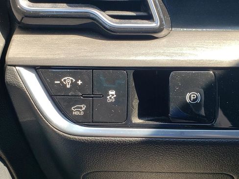 Used 2023 Kia Sportage X-Line w/ X-Line Premium Package AWD/4WD image 25