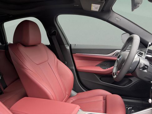 New 2026 BMW i4 eDrive40 w/ Parking Assistance Package image 25