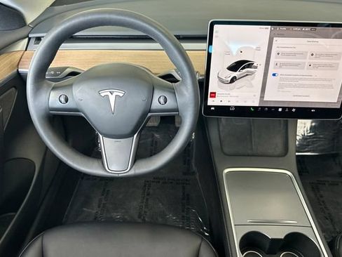 Used 2023 Tesla Model 3 Standard Range RWD image 16