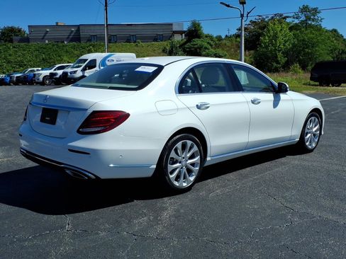 Used 2017 Mercedes-Benz E 300 image 7