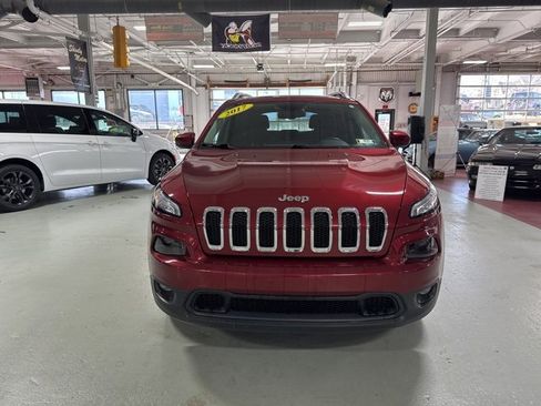 Used 2017 Jeep Cherokee Latitude w/ Comfort/Convenience Group image 8