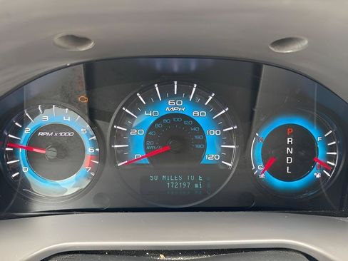 Used 2010 Ford Fusion SE FWD image 15