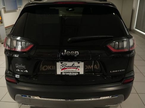 Used 2022 Jeep Cherokee Limited AWD/4WD image 9