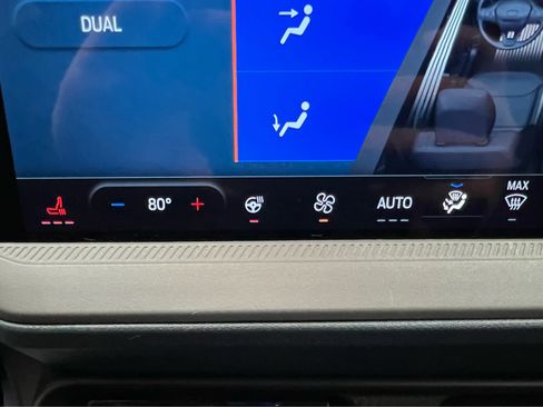 New 2025 Ford Maverick Lariat w/ Black Appearance Package image 27