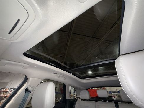 Certified 2025 Lincoln Corsair Grand Touring w/ Equipment Group 302A image 16