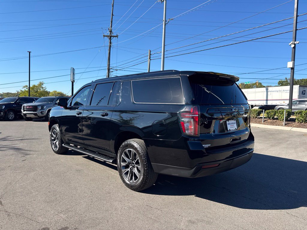 Used 2024 Chevrolet Suburban Z71 w/ Luxury Package AWD/4WD image 7