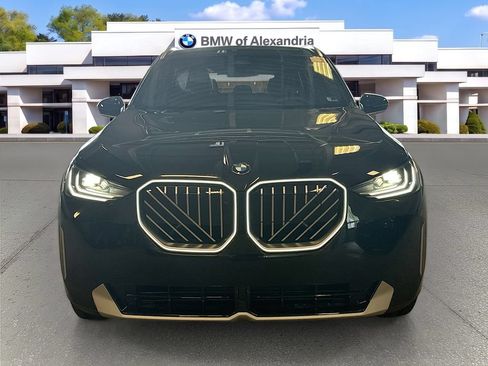 Used 2026 BMW X3 xDrive30i w/ Premium Package AWD/4WD image 2