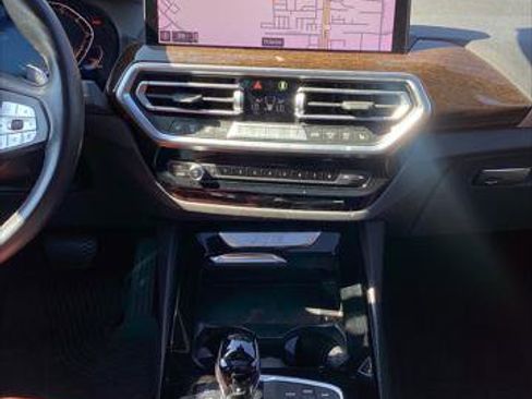 Used 2024 BMW X3 sDrive30i w/ Premium Package w/ZPA RWD image 34