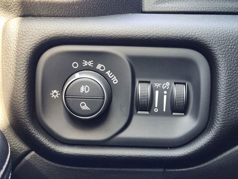 Used 2022 RAM 3500 Laramie image 22