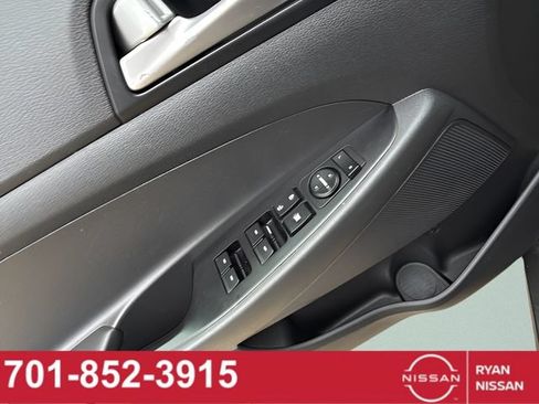 Used 2019 Hyundai Tucson SE w/ Cargo Package FWD image 20