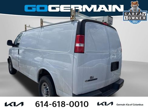 Used 2019 Chevrolet Express 2500 w/ Driver Convenience Package RWD image 3