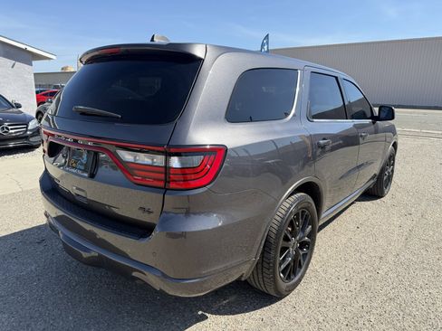 Used 2016 Dodge Durango R/T w/ Technology Group AWD/4WD image 4
