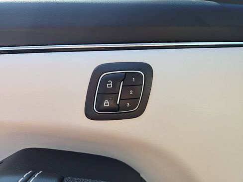 Used 2022 Ford Mustang Mach-E Premium AWD/4WD image 26