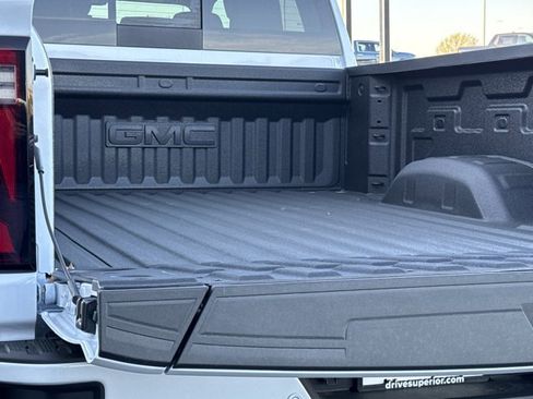 New 2026 GMC Sierra 2500 Denali w/ Denali Reserve Package AWD/4WD image 10