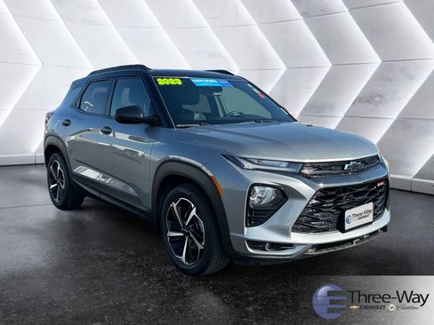 Certified 2023 Chevrolet TrailBlazer RS w/ Sun and Liftgate Package image 7
