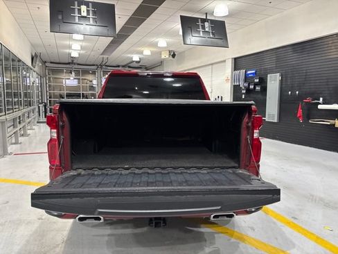 Used 2024 Chevrolet Silverado 1500 RST w/ Z71 Off-Road Package AWD/4WD image 42