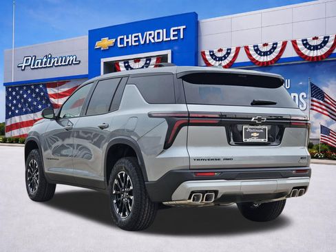 New 2026 Chevrolet Traverse Z71 w/ Driver Confidence Package AWD/4WD image 4