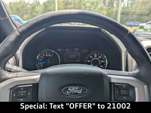 Used 2017 Ford F150 Lariat w/ Equipment Group 502A Luxury AWD/4WD image 32