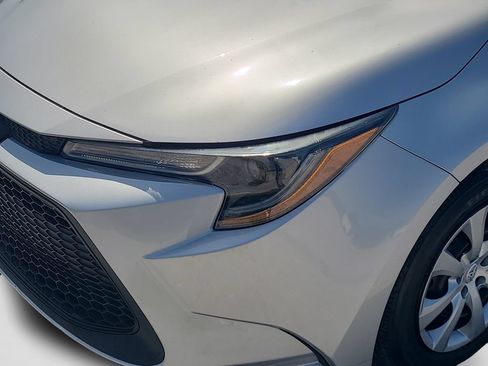 Certified 2022 Toyota Corolla LE FWD image 22