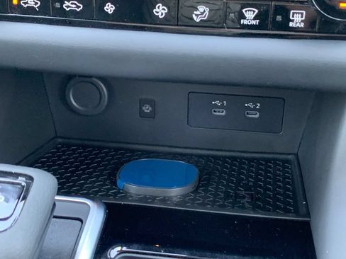 New 2026 Nissan Pathfinder SL w/ SL Premium Package FWD image 16