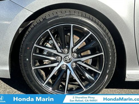Used 2024 Toyota Camry SE image 31