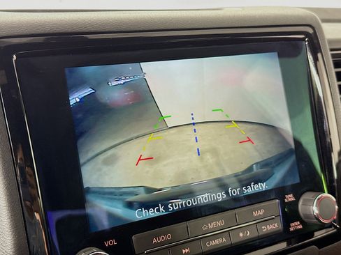 Used 2024 Nissan Frontier Pro-X image 16