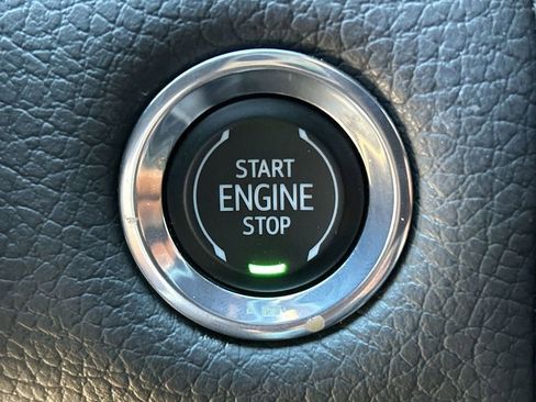 Used 2023 GMC Yukon XL Denali w/ Max Trailering Package image 17