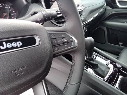 New 2026 Jeep Compass Limited AWD/4WD image 18
