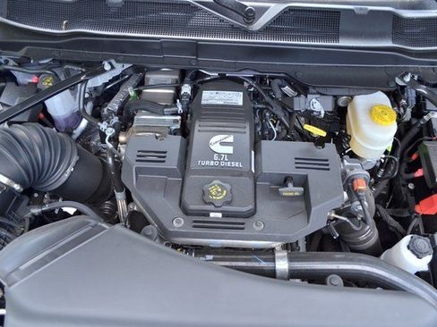 New 2024 RAM 3500 Tradesman w/ Chrome Appearance Group image 32