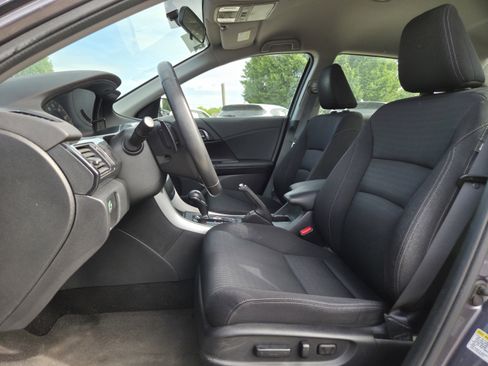 Used 2014 Honda Accord Sport image 6