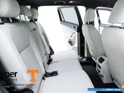 Used 2022 Volkswagen Tiguan SE R-Line image 37